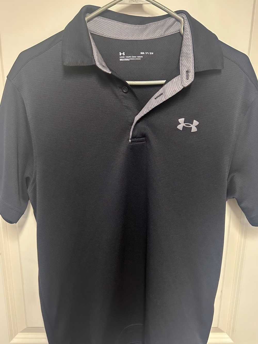 Under Armour Men’s Black Polo with Light Gray